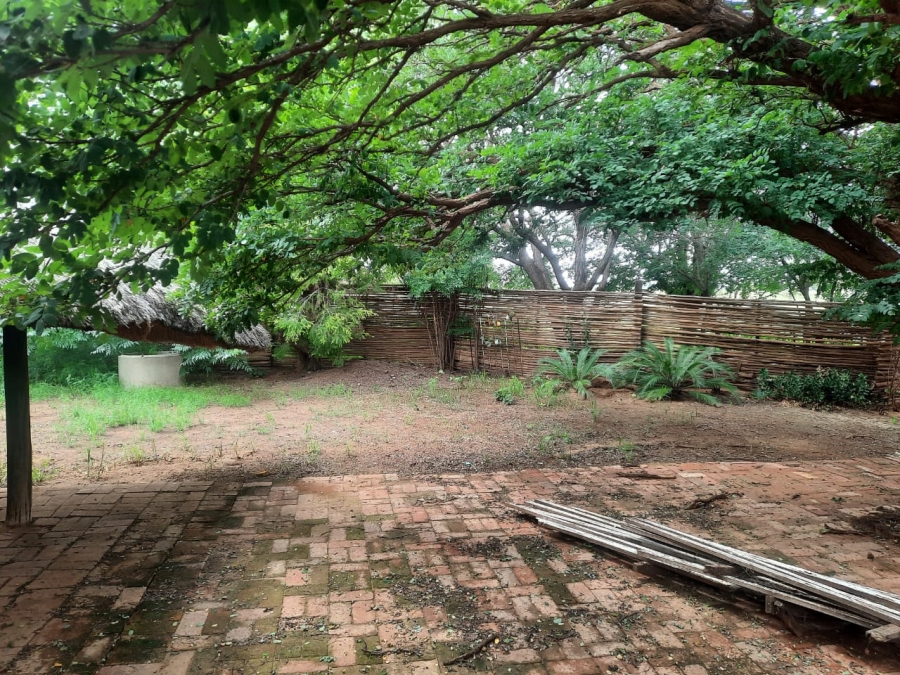 6 Bedroom Property for Sale in Odendaalsrus Free State